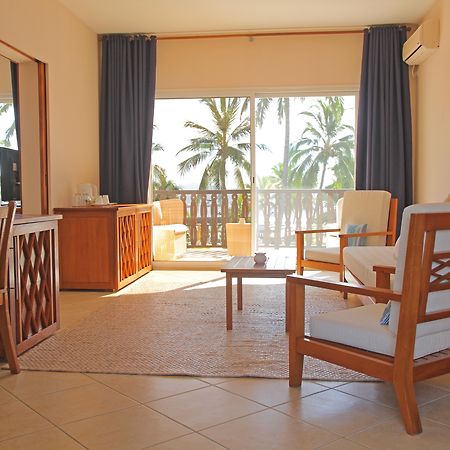 Royal Beach Hotel Ambatoloaka  Esterno foto