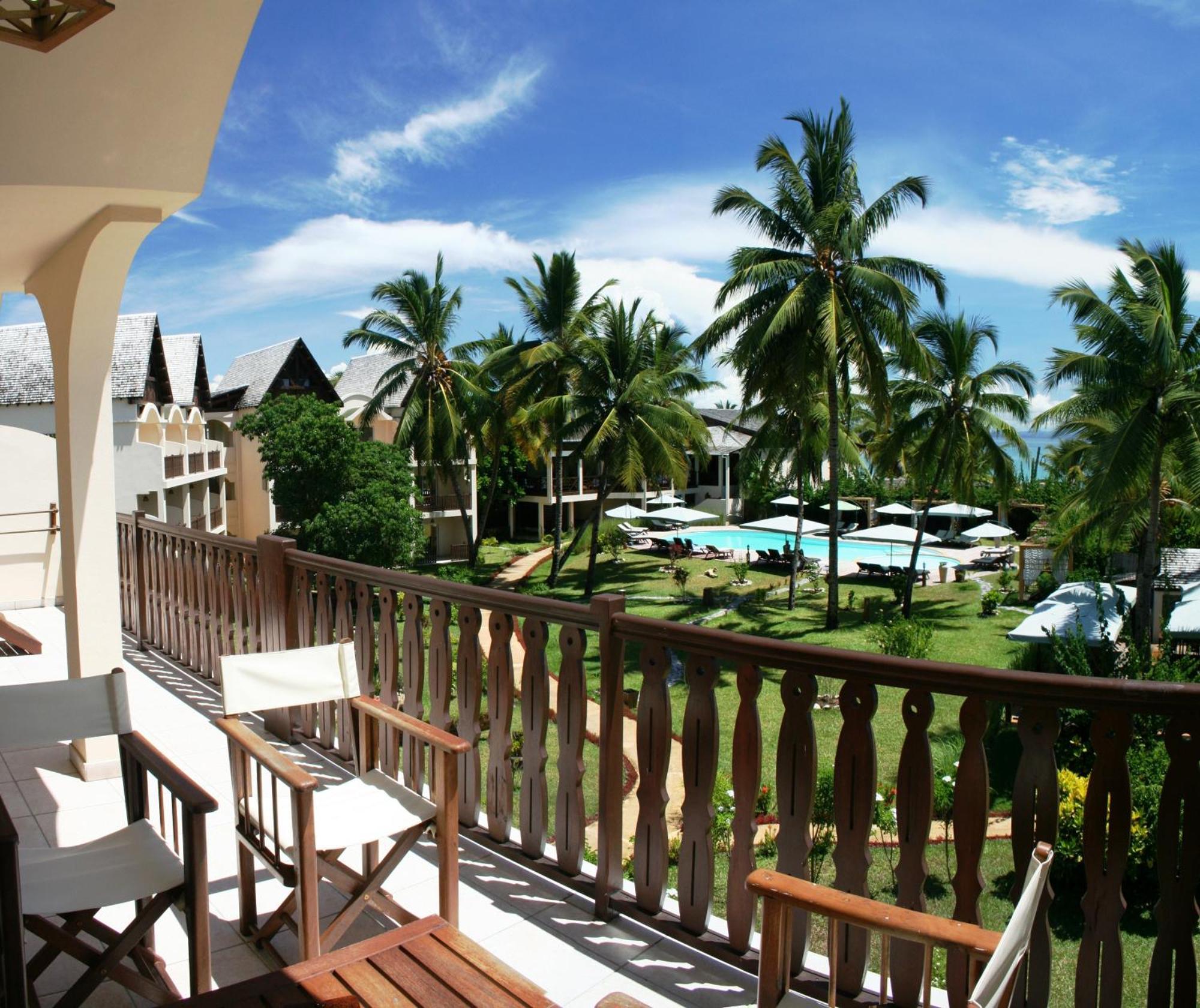 Royal Beach Hotel Ambatoloaka  Esterno foto